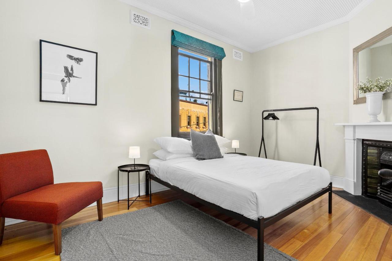 Discover The Rocks - Historical Terrace House Sydney Exterior foto
