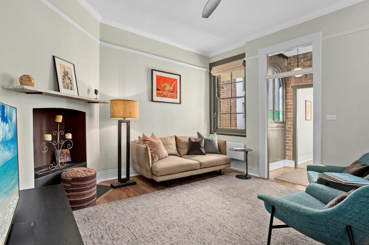 Discover The Rocks - Historical Terrace House Sydney Exterior foto