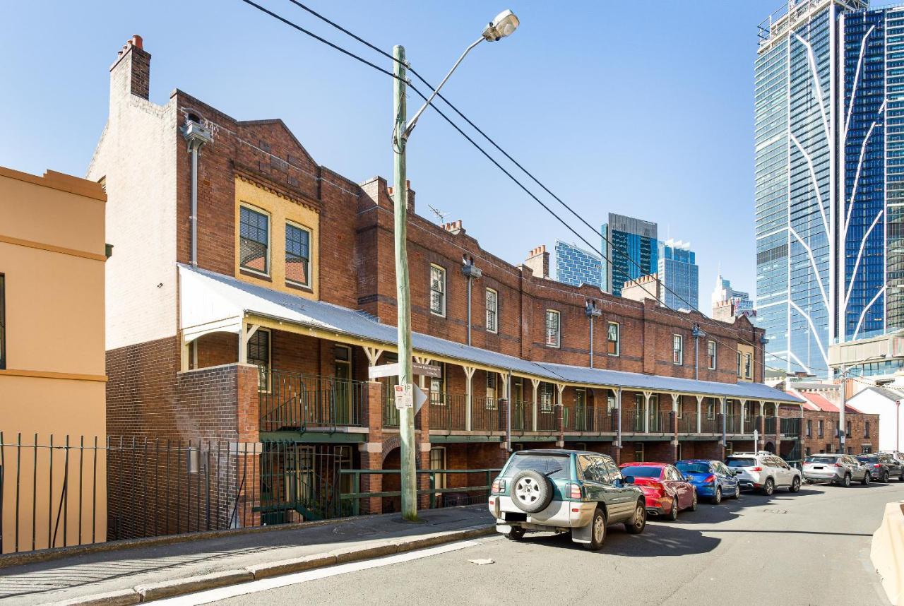 Discover The Rocks - Historical Terrace House Sydney Exterior foto